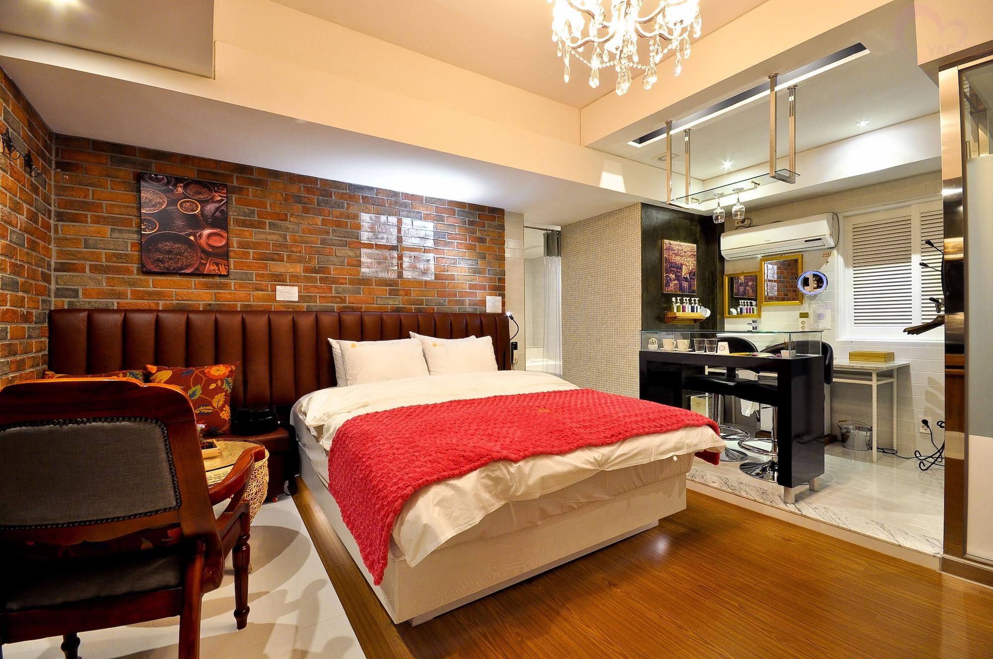February Hotel Apsan Тегу Екстериор снимка