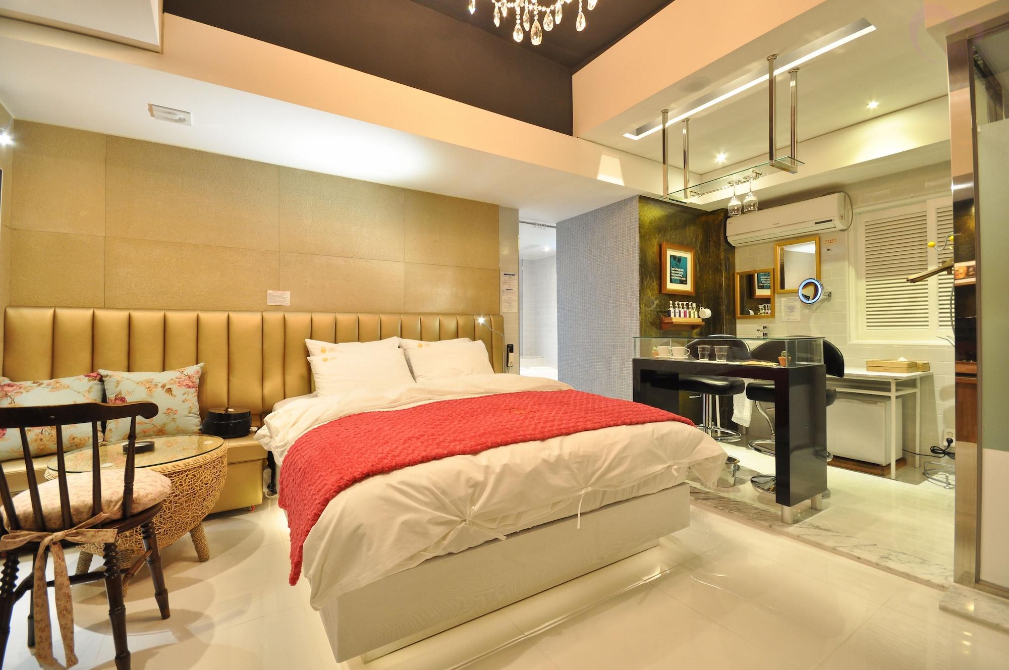 February Hotel Apsan Тегу Екстериор снимка