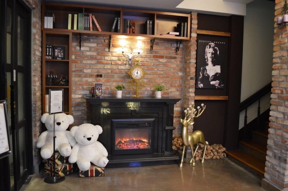 February Hotel Apsan Тегу Екстериор снимка