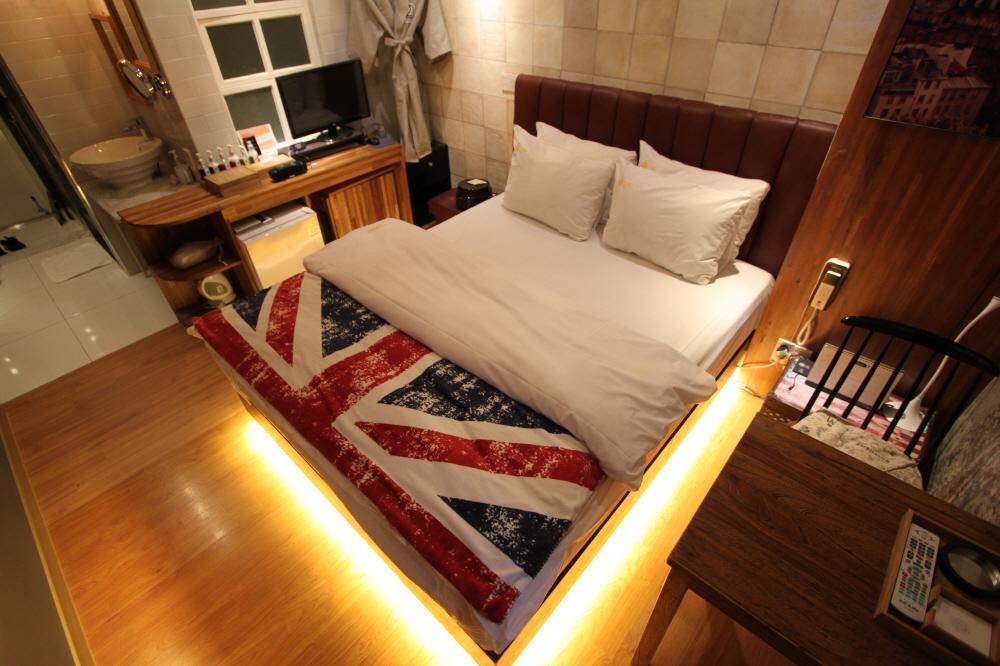 February Hotel Apsan Тегу Екстериор снимка