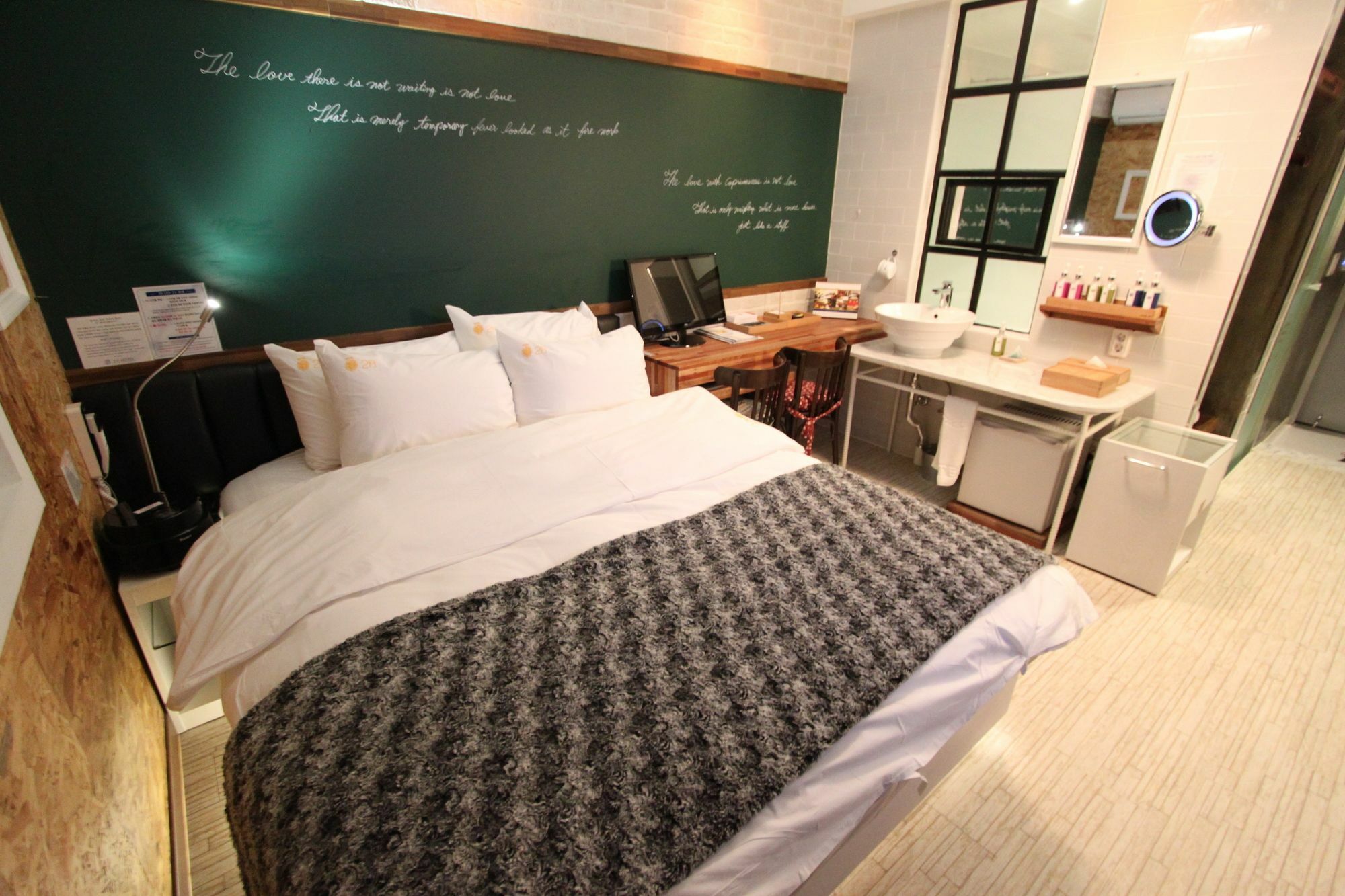 February Hotel Apsan Тегу Екстериор снимка